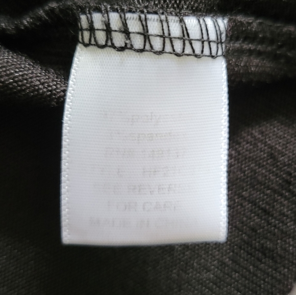 HYFVE | Cute Black Puff Sleeve Sweater (SIZE M) - Picture 7 of 10